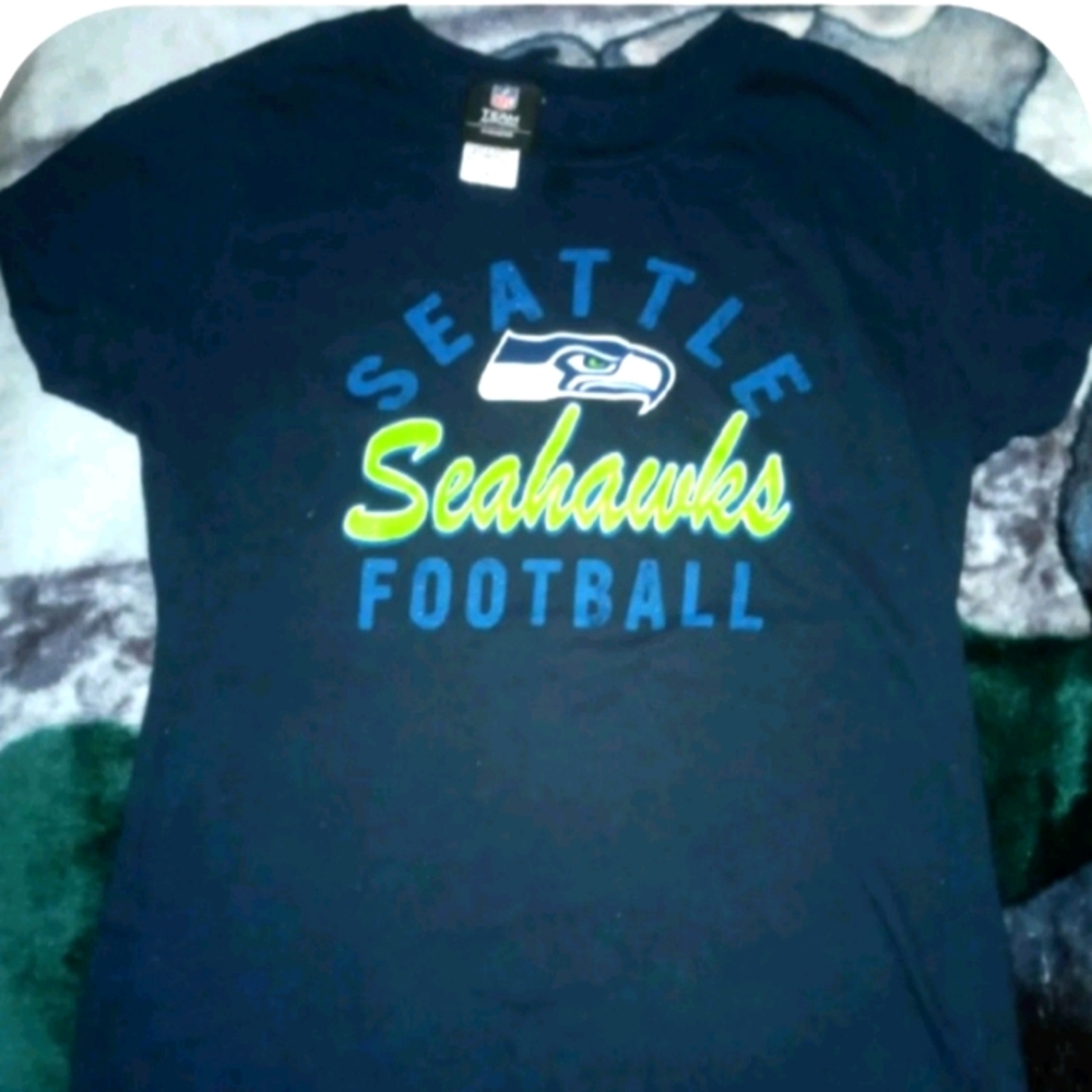 Women's Seattle Seahawks tee